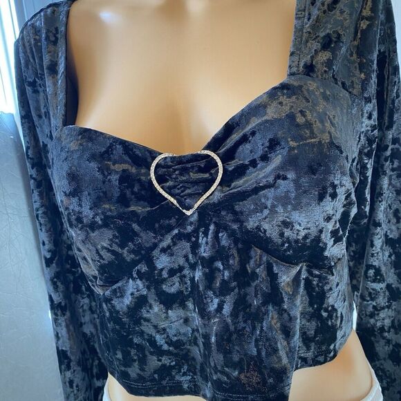 Black Velour Sweetheart Neck Whimsigoth GothLady XXXL Crop Top Built In Bra Soft - Picture 1 of 9